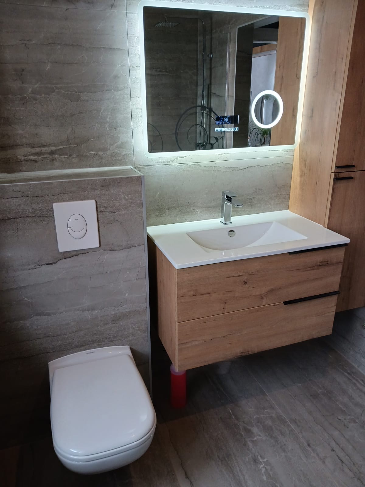 49ce620e-0a4a-42cf-b44b-0d432b68c221