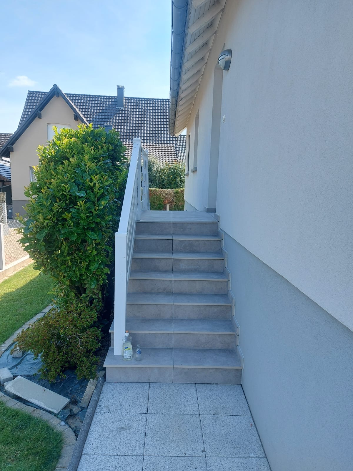 abcf2a79-3b89-48e2-9507-dd279e37358e