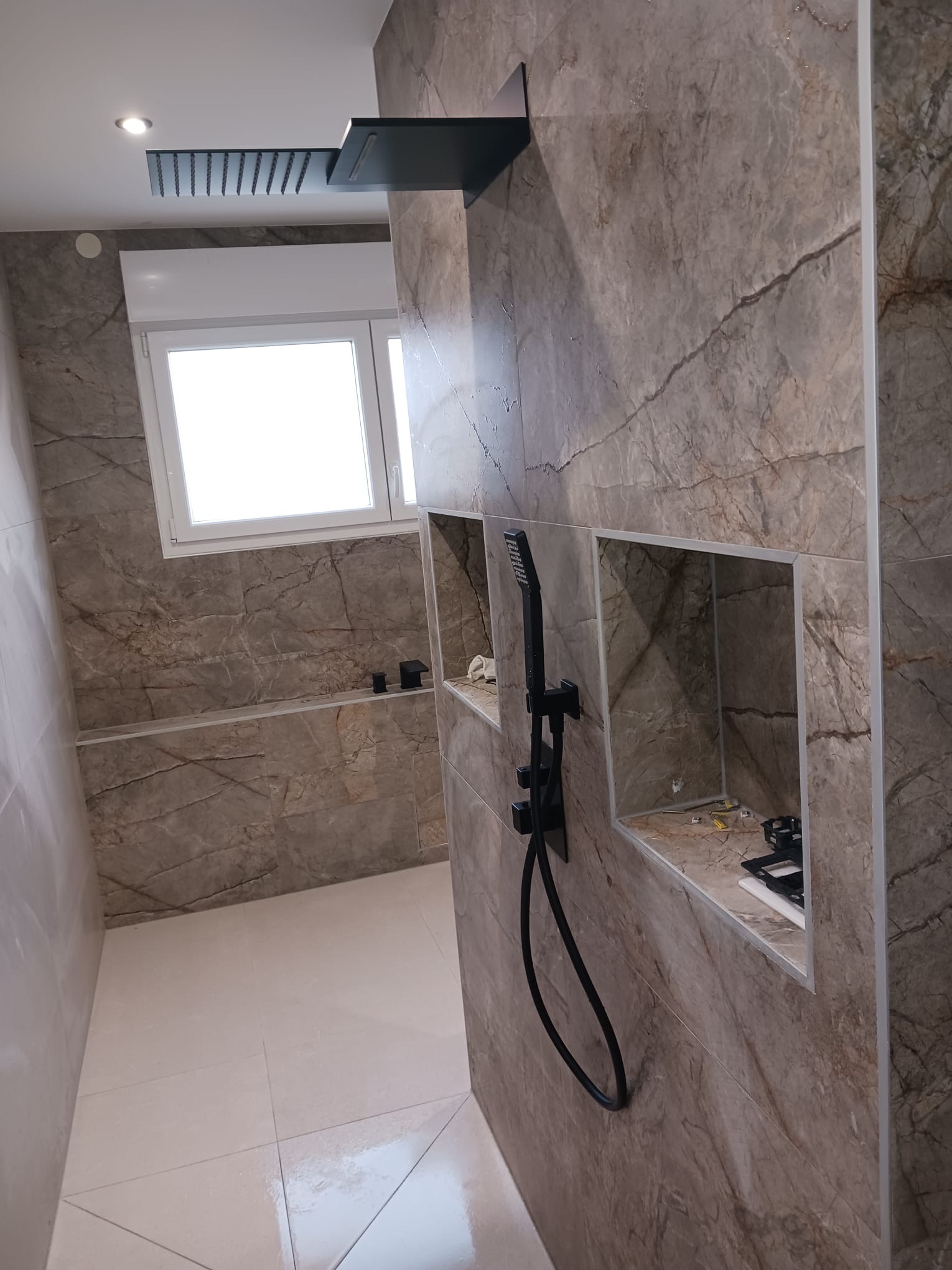 c5755461-a8e3-4fc9-a78e-0927ddeef165