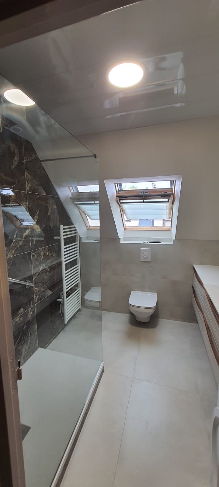 c438b8b4-e666-4f08-a596-9726614bc9e8